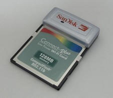 SanDisk CF Wireless LAN Card 802.11b + CompactFlash 128 MB (SDWCFB-128) picture