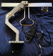 Humanscale Dual Monitor Arm + M/Connect MP-ATS Power Charging Hub – Silver picture