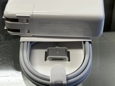 Genuine 140W USB-C Charger For MacBook Air 15 ''2023/M3 2024/A2442 A2485 A2452 picture