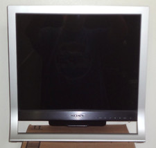 SONY SDM-HS75P TFT LCD 17