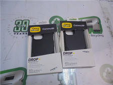 OtterBox 77-92611 Protective Case New Factory Sealed Lot of 2 picture