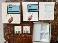 Macintosh MacTerminal M0521 Version 1.0. Vintage Apple software 1984 year picture