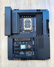 NZXT N7 Z79XT ATX LGA 1700 DDR5 4-DIMM M.2 PCIe x16 Gaming MB picture