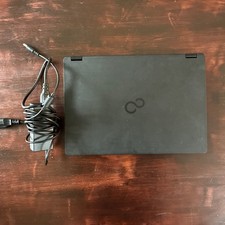 Fujitsu Lifebook U749  14