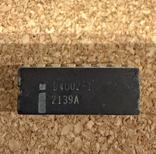 Intel D4002-1 4002-1 MCS-4 RAM - Grey Ceramic - Vintage Rare 1970s IC picture