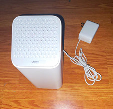 XFINITY xFi White Router Gateway, 4-Port RJ-45 Ethernet, Power Adapter bundle picture
