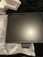 Acer 19’ V193 LCD Monitor picture