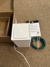 Straight Talk FWF100V5L Home Internet All-in-One 5G 4G LTE Router White Prepaid picture