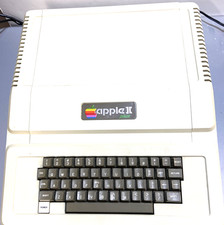 Rare Museum Item Apple II Plus- *VERY RARE* picture