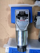1PCS Rexroth valve M-3SEW10U15/420MG24N9K4 R900075563 FedEx or DHL picture