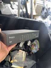 Araknis Networks AN-300-RT-4L2W Gigabit VPN Router Dual WAN OVRC picture