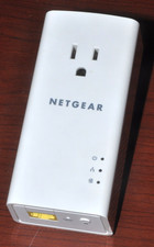 NETGEAR Powerline 1200 + Extra Outlet (PLP1200S) Powerline Ethernet Adapter picture