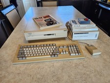 Commodore Amiga 3000 25/50 Serial #179 Rev9 MB - Scala, addtl software, manuals picture