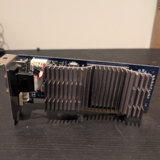 Asus EN210 SILENT/DI/512MD3/V2(LP) C872PI Board picture