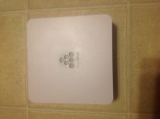Aerohive Networks HiveAP 120 - AH-AP120-N-FCC - Dual Radio Wireless Access Point picture
