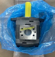 1pcs VOITH Rotary Gear Pump IPVAP5-40-101 FedEx or DHL picture