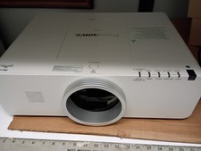 PANASONIC PT-EZ570 WUXGA FULL HD 5000 LUMENS, PROJECTOR  4 PARTS BLINKING LIGHTS picture