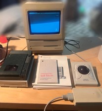 Vintage Apple Macintosh SE M5010 Bundle Mouse, Jaz, CD, and Manuals (TESTED) picture