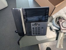 Poly Edge E550 Corded IP Desk Phone PoE 12-Line Speakerphone Black picture