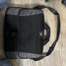 Wenger Swiss Army Mainframe 16’’ Laptop Briefcase, Black picture