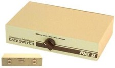 4-Way VGA HD15 (DB15 3-Row) Manual Switch Box - Heavy Duty Metal Case picture