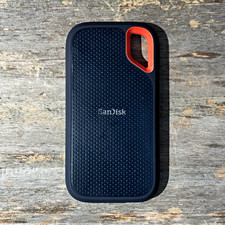 SanDisk Extreme Portable SSD 1TB USB Flash Drive Black/Red MPN SDSSDE61-1T00 picture