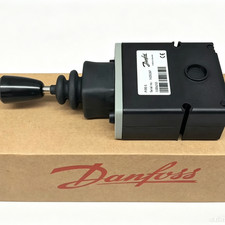 NEW Danfoss PVRE-S 155B4210 Joystick Controller 1 Proportional picture