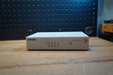 (O) Sophos UTM 110/120 Rev.5 Firewall Security Appliance 4x RJ-45 No AC Adapter picture