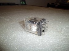 OMRON LY1 IEC255 24VDC RELAY MODULE picture