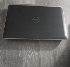 DELL LATITUDE E6530 15.6''  4G RAM 320GB SSD Windows 10 - Charger picture