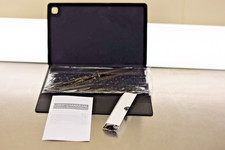 IVEOPPE Black Wireless Keyboard and Case 10.5 Tablet picture