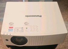 Panasonic PT-VMZ51S U7 Projector w/ Ceiling Mount Power Cord and Remote included picture