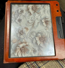 Stand Case 7