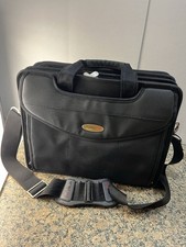 Mobile Edge Carrying Case (Briefcase) for 16