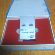 USB 2.0 Sharing Switch LK-21901 with Driver CD & User Manual picture