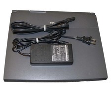 Toshiba Tecra 8000 Laptop Intel Pentium II Windows XP w/ Charger, Works picture