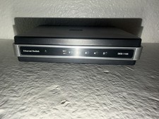 D-LINK DES-1105 5-Port 10/100 Desktop Switch  picture