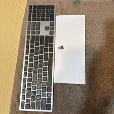 Dell KM7321W Premier Multi-Device Wireless Keyboard w/ Dongle picture