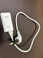 Ubiquiti 24V Passive Power Adapter - POE-24-12W-G-WH White 0.5A 12Watt picture