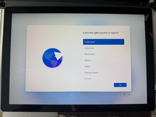 Microsoft Surface Pro 7 i7 16GB RAM 512GB SSD Win 11 Pro - READ: SCREEN DEFECT picture
