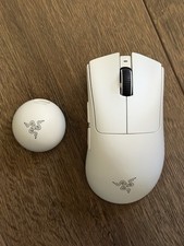 Razer DeathAdder V4 Pro White Wireless Gaming Mouse Lightly Used picture