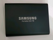 Samsung T5 1TB USB-C  Portable SSD picture