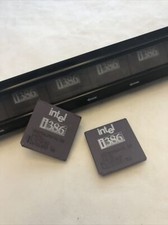 INTEL 386DX-16Mhz Gold Ceramic PGA Processor Chip i386 80386 386 CPU SX236 picture