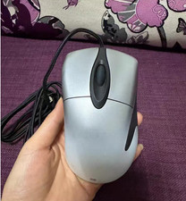 Microsoft Pro Intellimouse wired Optical Gaming Mouse Silver Special Edition picture