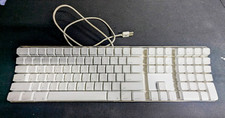 Apple A1048 Wired USB White Keyboard w/ Numeric Keypad QWERTY English picture