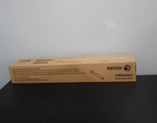 Xerox 106R04063 Magenta Standard Capacity Toner Cartridge VersaLink C9000 picture