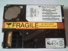IBM 76H0958 86G9153 2.2GB 68-Pin SCSI Quantum Fast Wide F/W Disk Drive picture