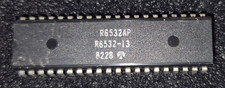 R6532AP RIOT Chip – Commodore SFD 1001 – Original Vintage IC – NO Desoldered picture