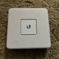 Ubiquiti Networks UniFi Security Gateway 1000Mbps Gigabit (USG) picture