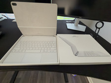 Magic Keyboard for iPad Air 13-inch M3 (Model - A3340) picture